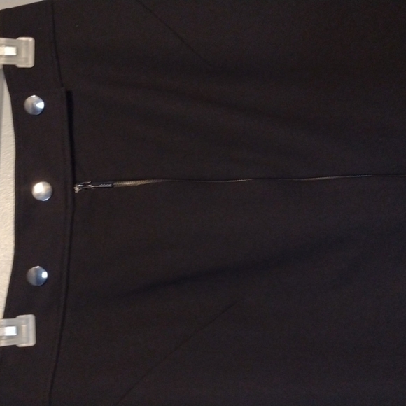 tahari black skirt size 8 womens - Picture 8 of 8